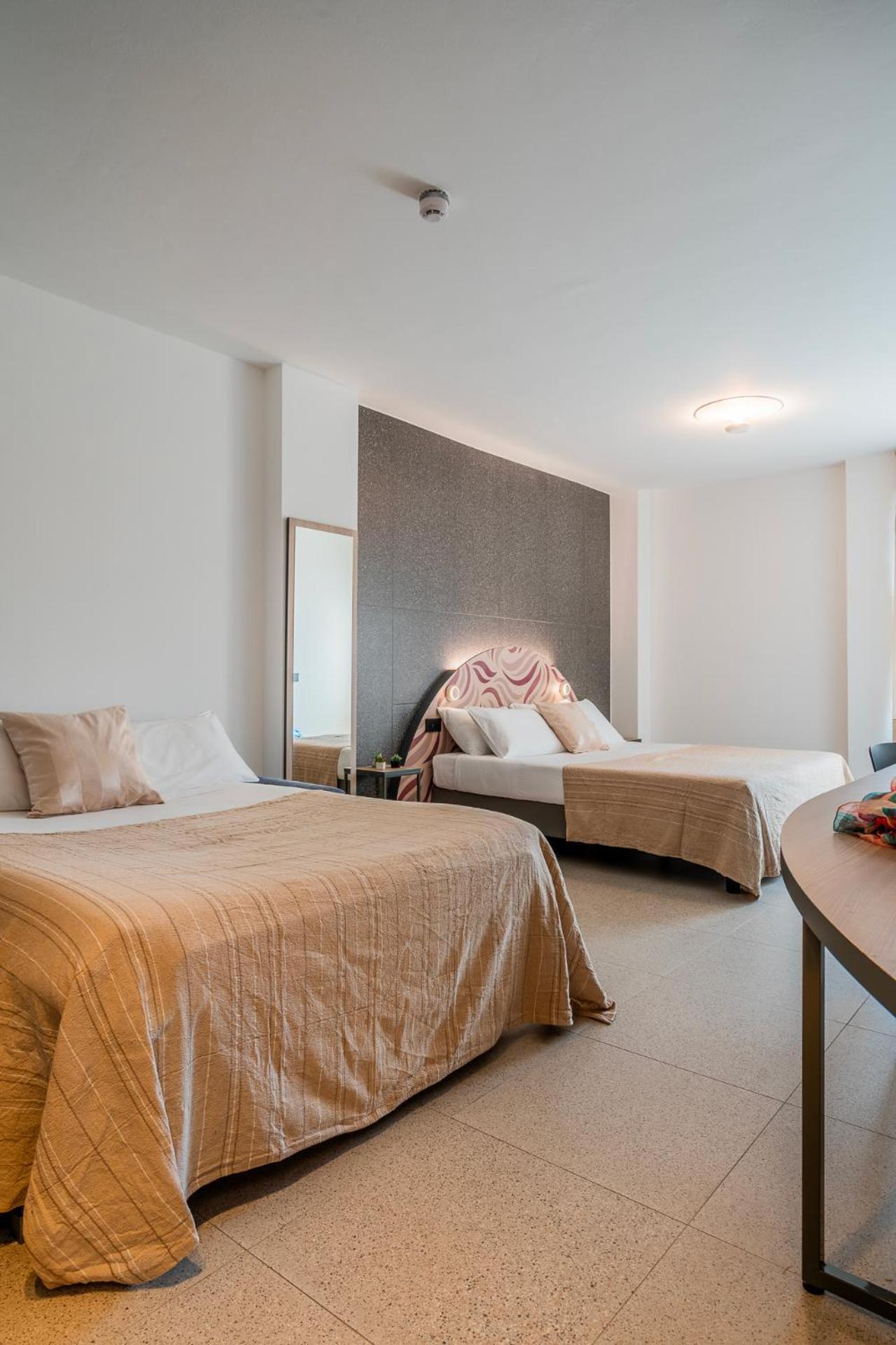 Hub Hotel Gubbio Eksteriør bilde